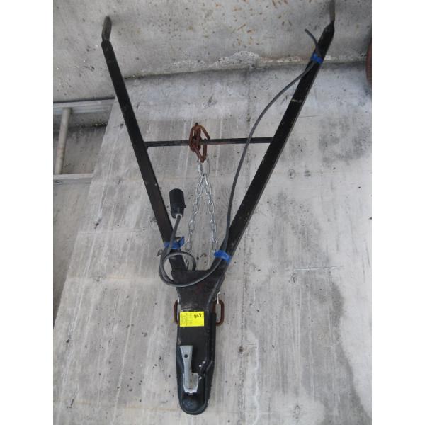 METAL TOW BAR