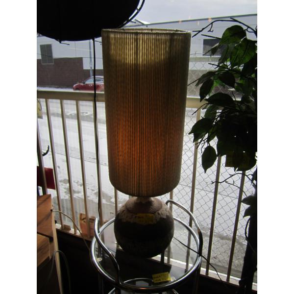 MCM TABLE LAMP