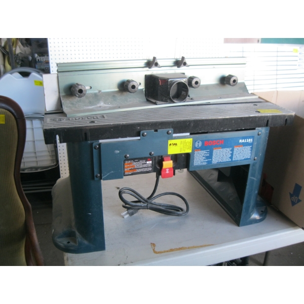 BOSCH ROUTER TABLE