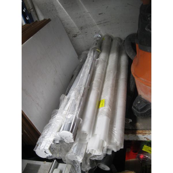 LG. LOT OF LED LIGHT FIXTURES