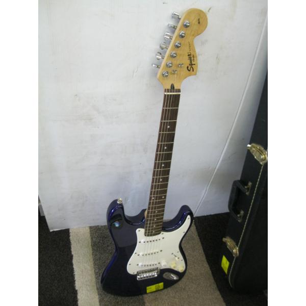 SQUIRE BY FENDER ELECTRIC GUITAR W/HARDSHELL CASE