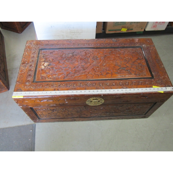 LG. CARVED TRUNK