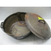 Image 2 : 2 CAST IRON POTS