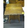 Image 1 : SCALLOPED EDGE 2 TIER OCCASIONAL TABLE