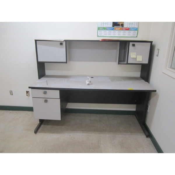 GREY & BLACK DESK UNIT