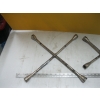 Image 2 : 3 WHEEL WRENCHES