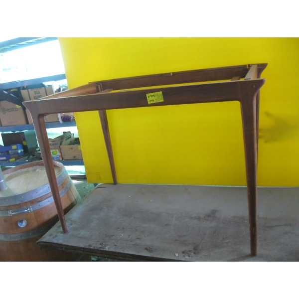 TABLE FRAME