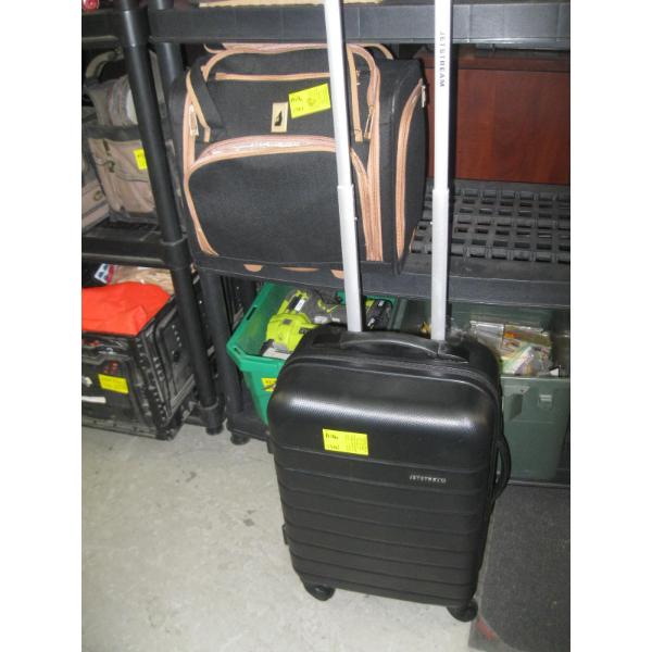 2 SUITCASES