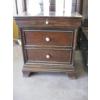 Image 2 : 2 MATCHING NIGHTSTANDS