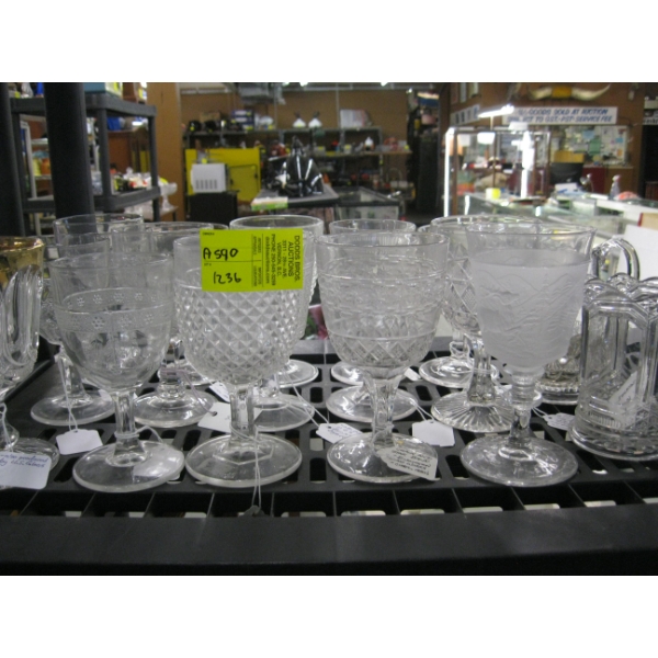 15 VINTAGE GLASSES & 2 SM. CREAMERS