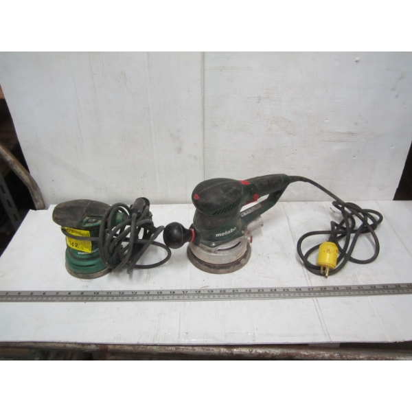 2 METABO PALM SANDERS