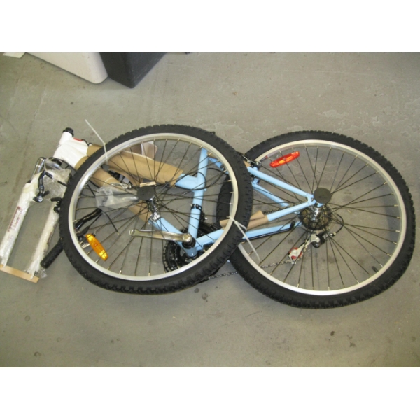 NEW MOUNTAIN BIKE IN BOX