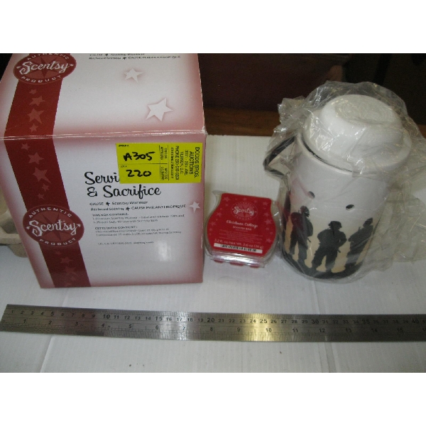 SCENTSY WARMER