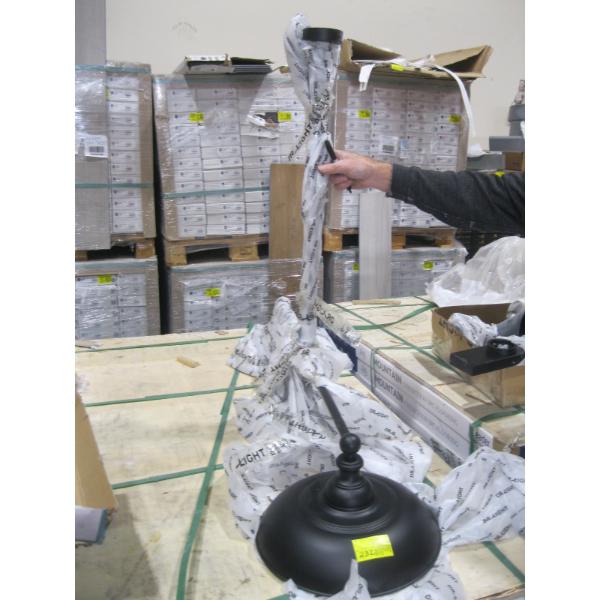 3 HEAD LIGHT FIXTURE
