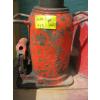Image 3 : BOAT FUEL CAN, SM. FUEL CAN & LG. "AS IS" HYDRAULIC JACK