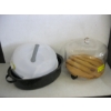Image 1 : ROASTER PAN, LIDDED CONTAINER & CAKE TOP