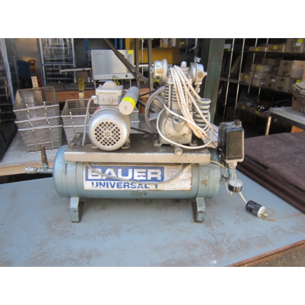 BAYER UNIVERSAL AIR COMPRESSOR