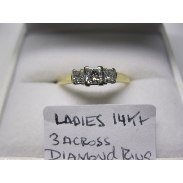 SZ 7 LADIES 14KT 3 ACROSS DIAMOND RING W/A $2615