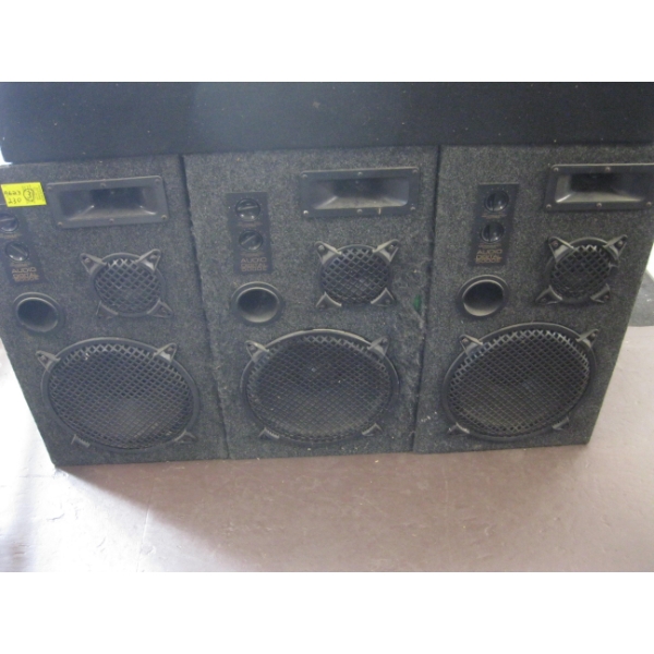 3 AUDIO DIGITAL SPEAKERS