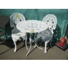 Image 1 : WHITE METAL BISTRO TABLE W/2 CHAIRS