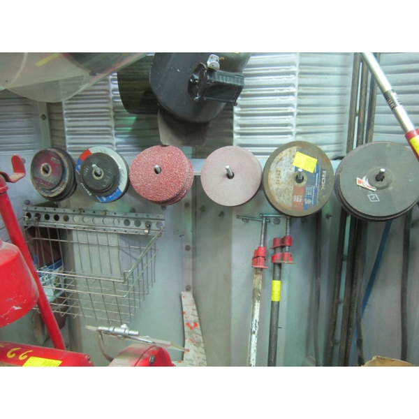 8" CUTTING DISCS, 7" GRINDING PADS, ETC.