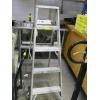 Image 1 : 5' ALUMINUM STEPLADDER