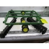 Image 2 : JOHN DEERE DISC IMPLEMENT