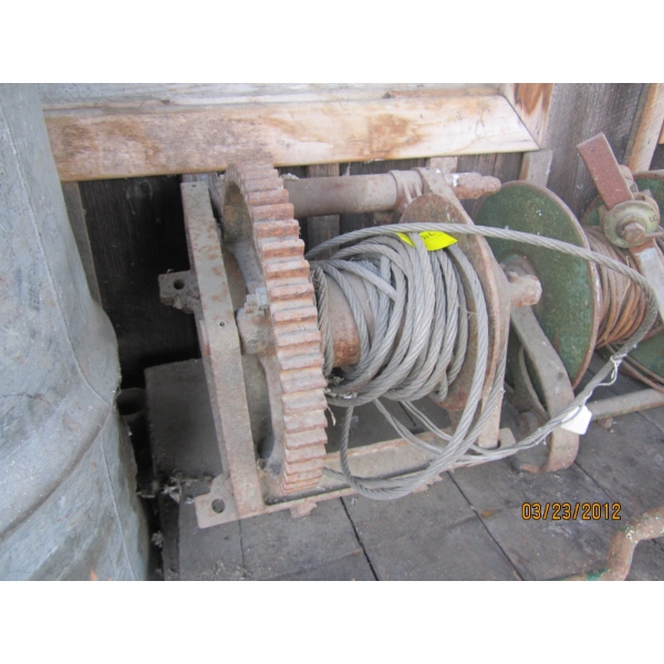 HANDWINCH