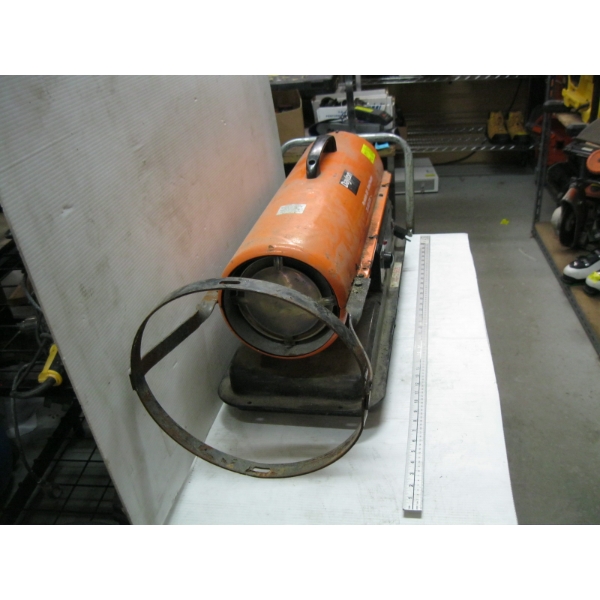 DAYTON PORTABLE OIL FIRED HEATER