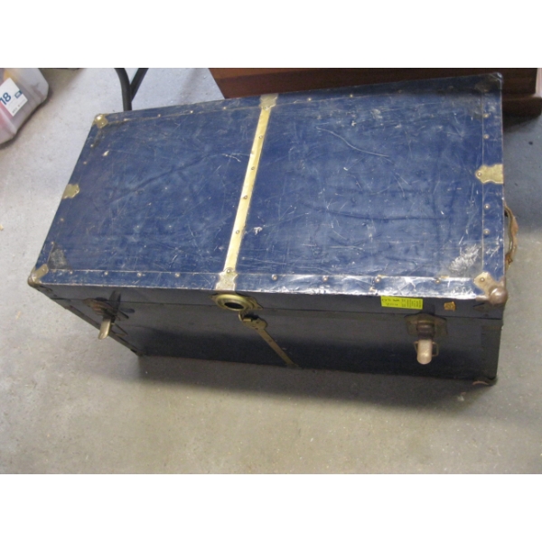 METAL BOUND TRUNK