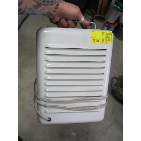 PELONIS ELECTRIC HEATER