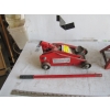 Image 3 : HYDRAULIC JACK & 2 - 2 TON JACKSTANDS