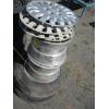 Image 4 : 4 RIMS W/HUBCAPS - 2 RIMS W/TIRES