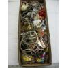 Image 1 : BAG OF COSTUME JEWELLERY