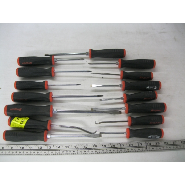 15 SNAP ON SCREWDRIVERS