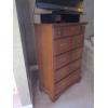Image 2 : VILAS MAPLE CHEST OF DRAWERS
