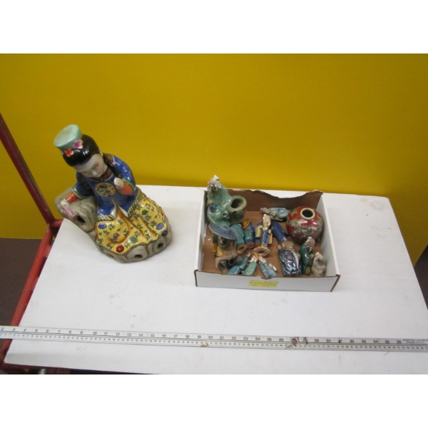 CHINESE MUDMEN FIGURINES