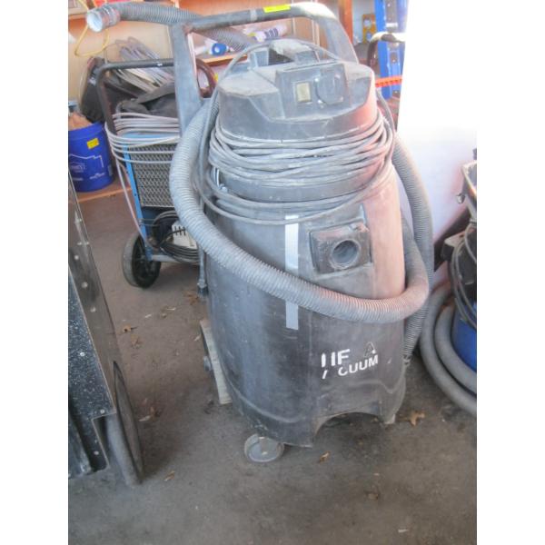 COMMERCIAL VACUUM