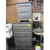 Image 1 : 5 DRAWER CHEST OF DRAWERS & MATCHING 3 DRAWER NIGHTSTAND