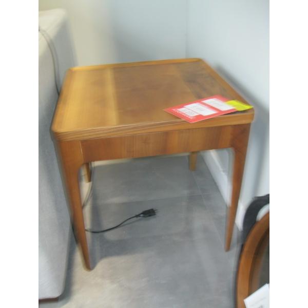 SQUARE WOOD END TABLE