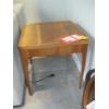 Image 1 : SQUARE WOOD END TABLE
