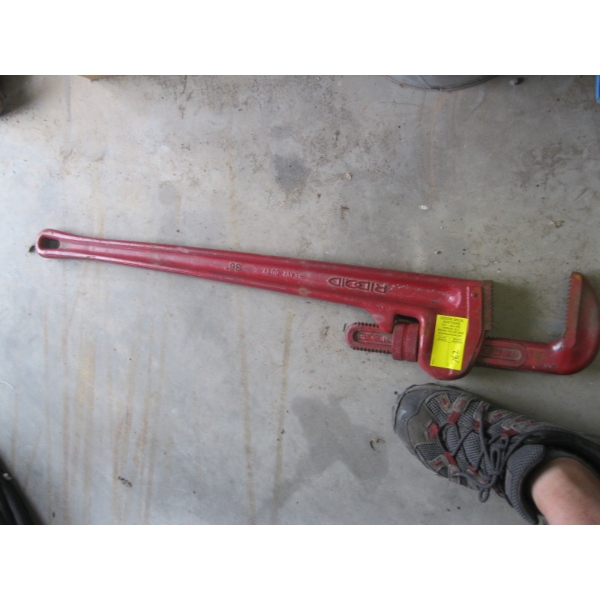 LG. 36" RIGID PIPE WRENCH