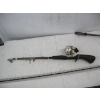 Image 2 : 2 EXTENDABLE RODS W/REELS