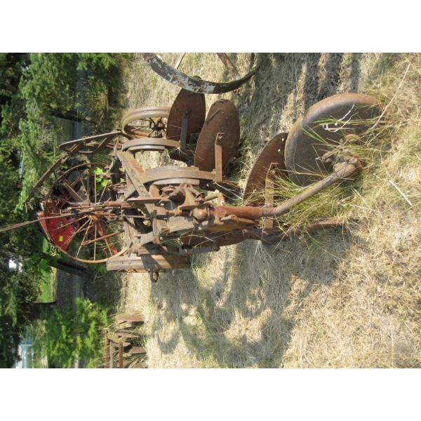 3 BOTTOM PLOW