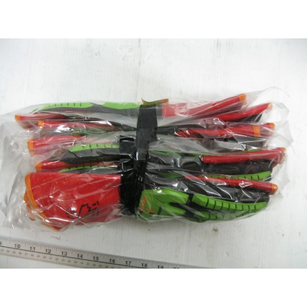 6 PAIR OF SZ 9 GLOVES