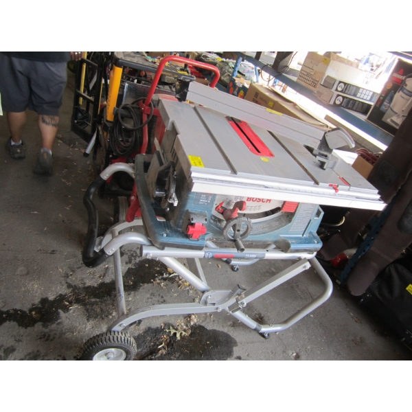 BOSCH TABLE SAW ON STAND