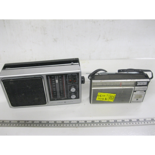 2 RADIOS