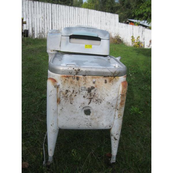 3 WRINGER/WASHERS