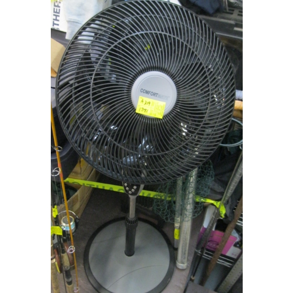 FLOOR FAN
