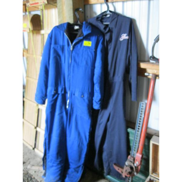 PAIR OF SZ L INSULATED COVERALLS & PAIR OF COVERALLS